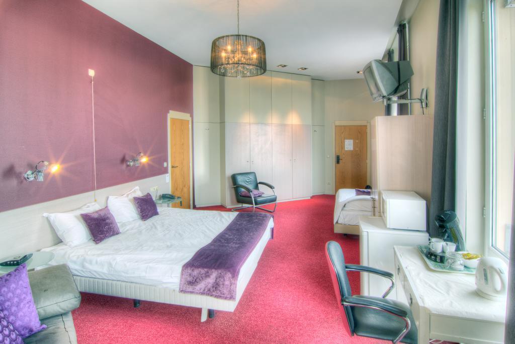 Hotel Antigone Antwerp Exterior photo
